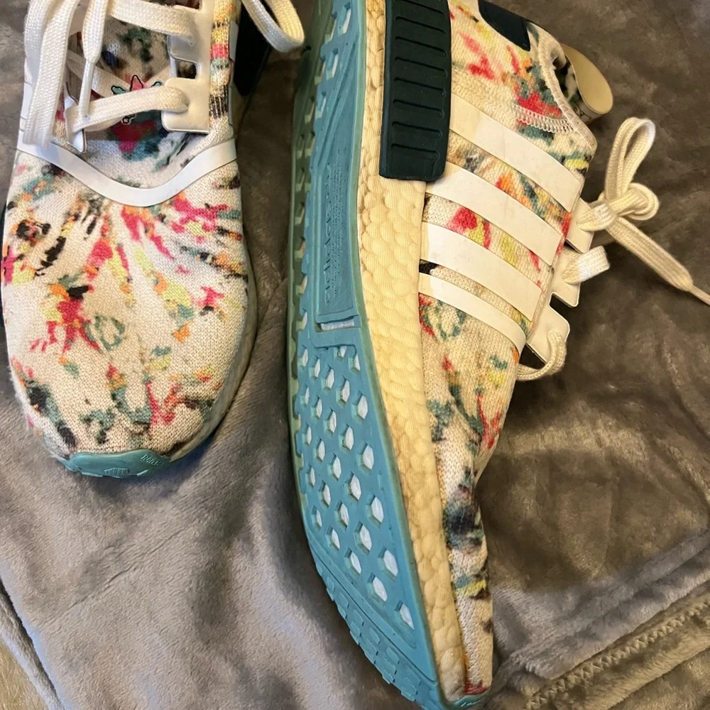 Adidas NMD R1 Boost Tie Dye Green White Red Watercolor Ultra GX5372 Si. - Picture 4 of 10